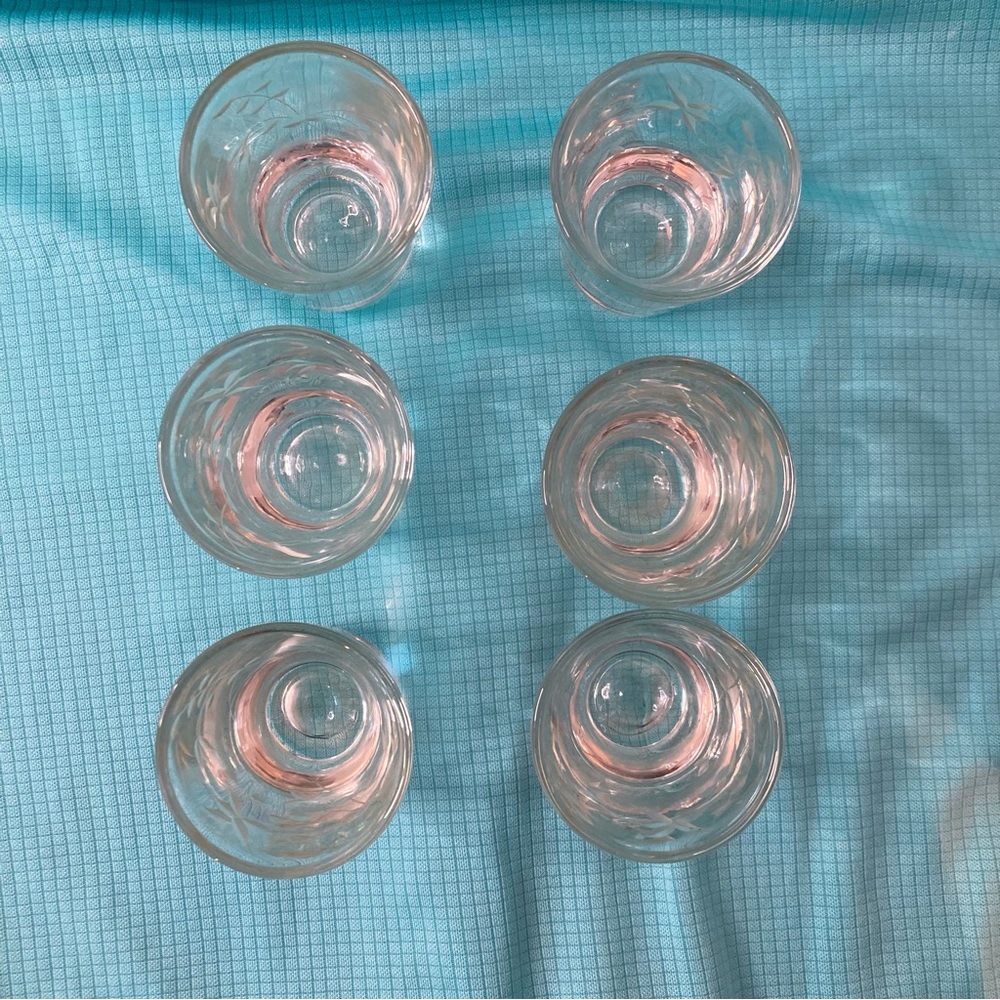 Set of 6 Etched Shot Glasses, Vintage Barware - Picture 2 of 6